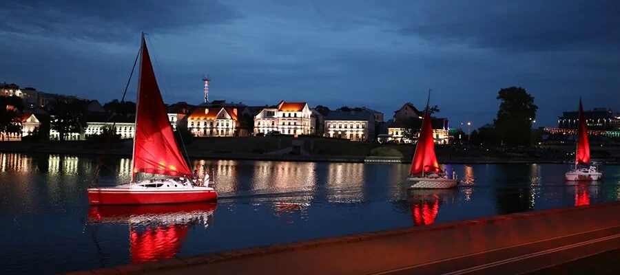 The ball of graduates of universities "Sails of dreams"