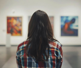 "Autumn Salon" Opens at the Palace of Arts